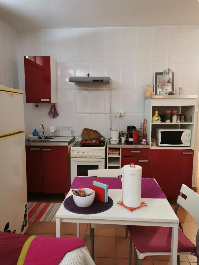 En Sous Sol De Avec Acces Jardin Et Piscine Gasthof *
