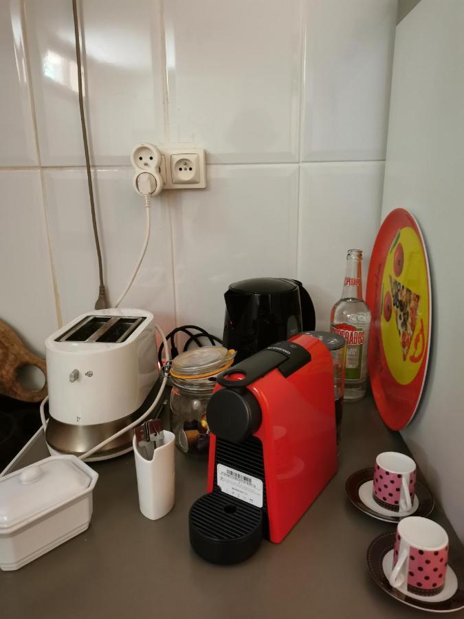 En Sous Sol De Avec Acces Jardin Et Piscine Marseilles